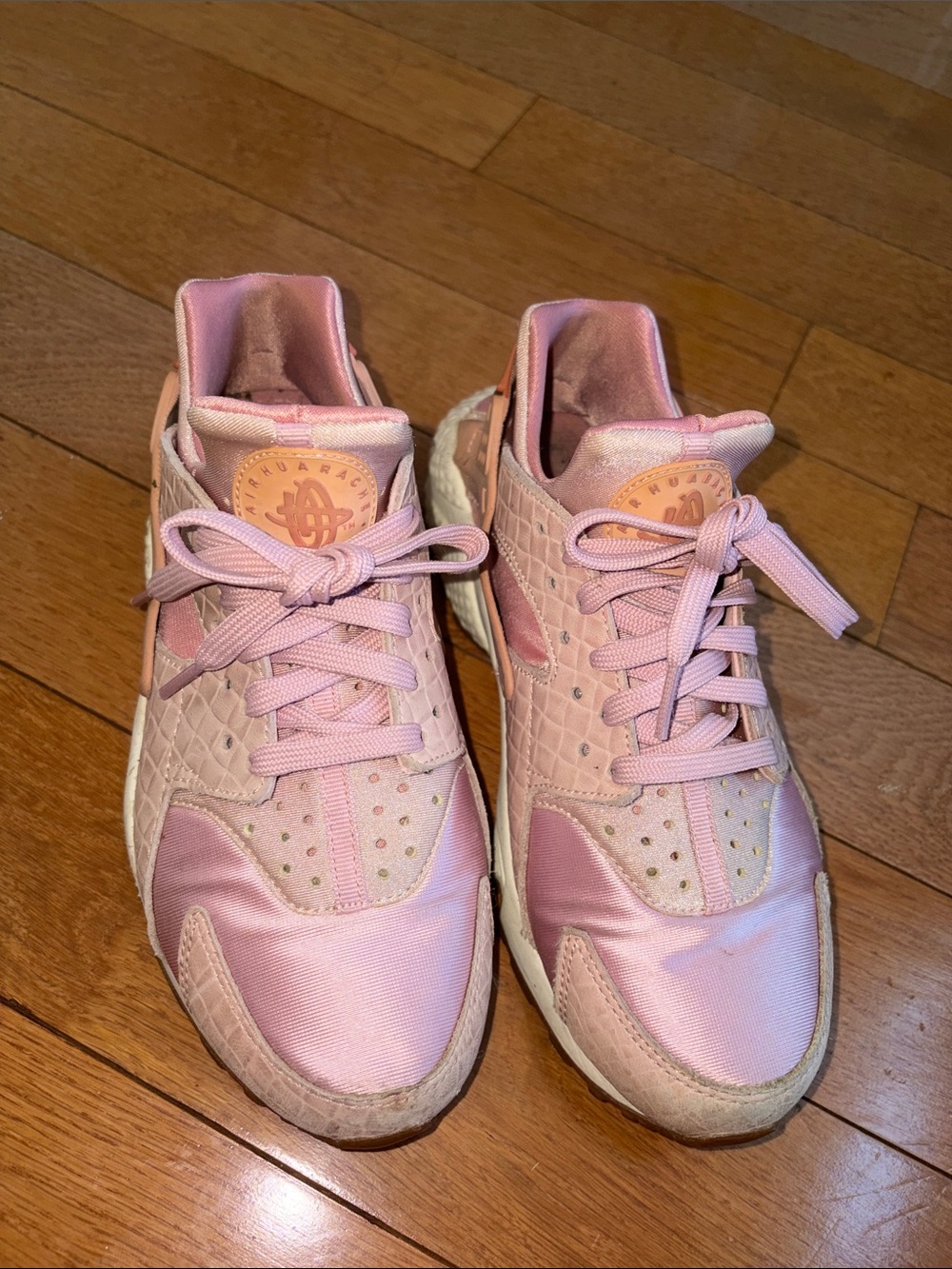 Nike Air Huarache Sneakers Women's Pink Athletic Sneakers - Quilted Design
